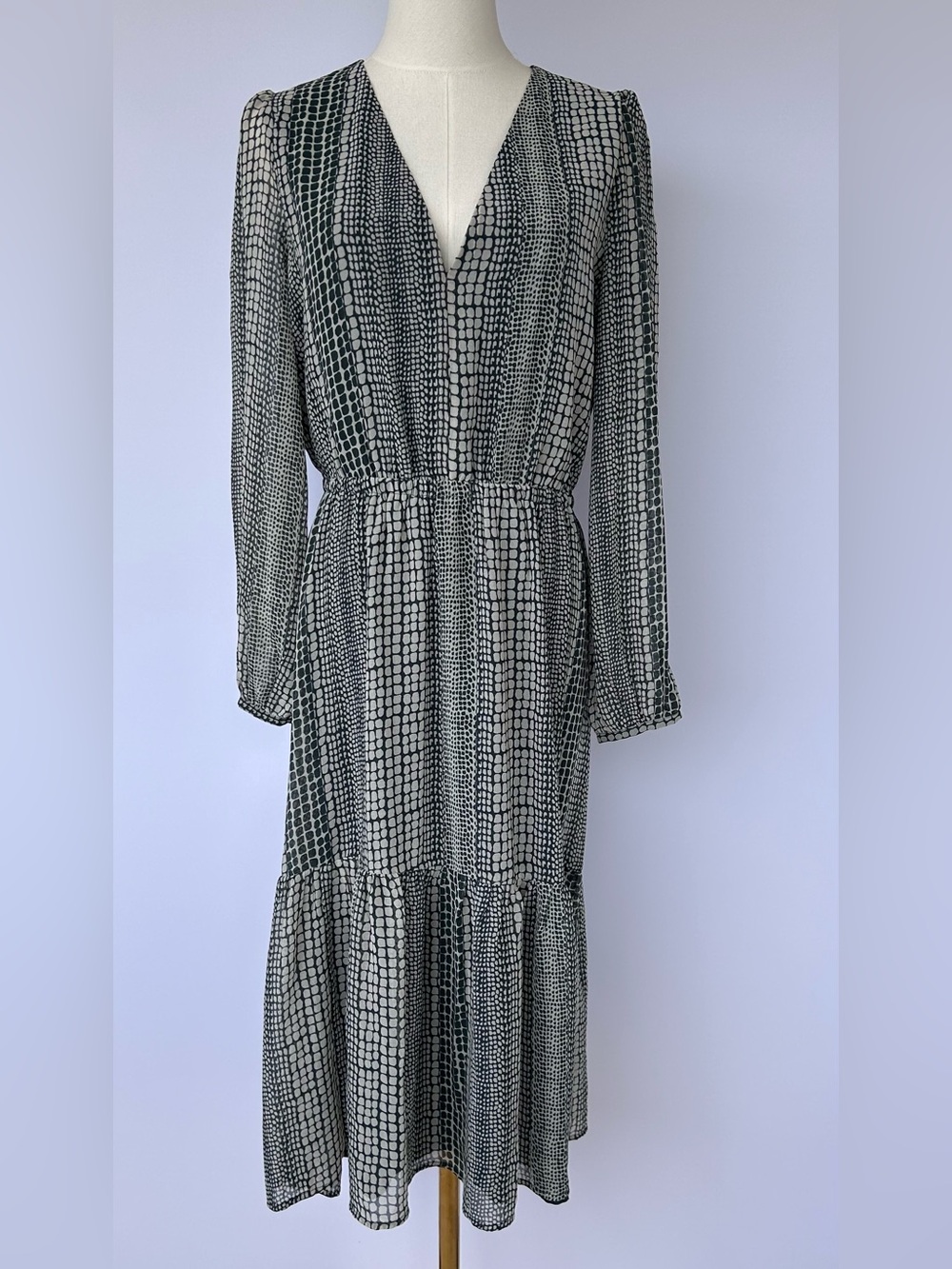 Banana Republic Factory  Women’s Flounce Hem Dress Ocean Emerald Size Medium